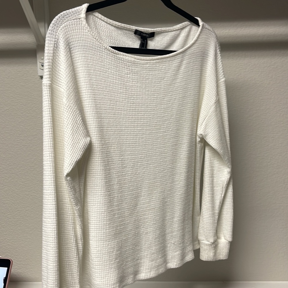 Sweater - Picture 2 of 3